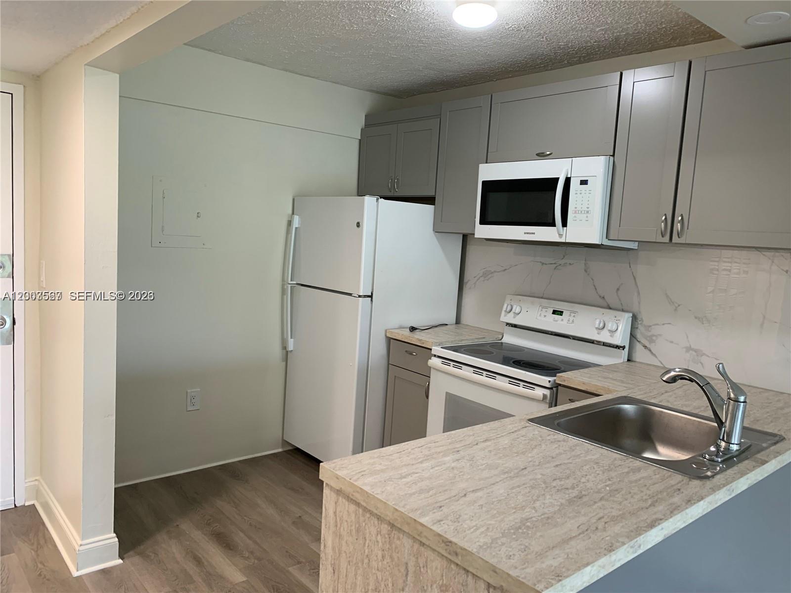 Tall Trees Condo