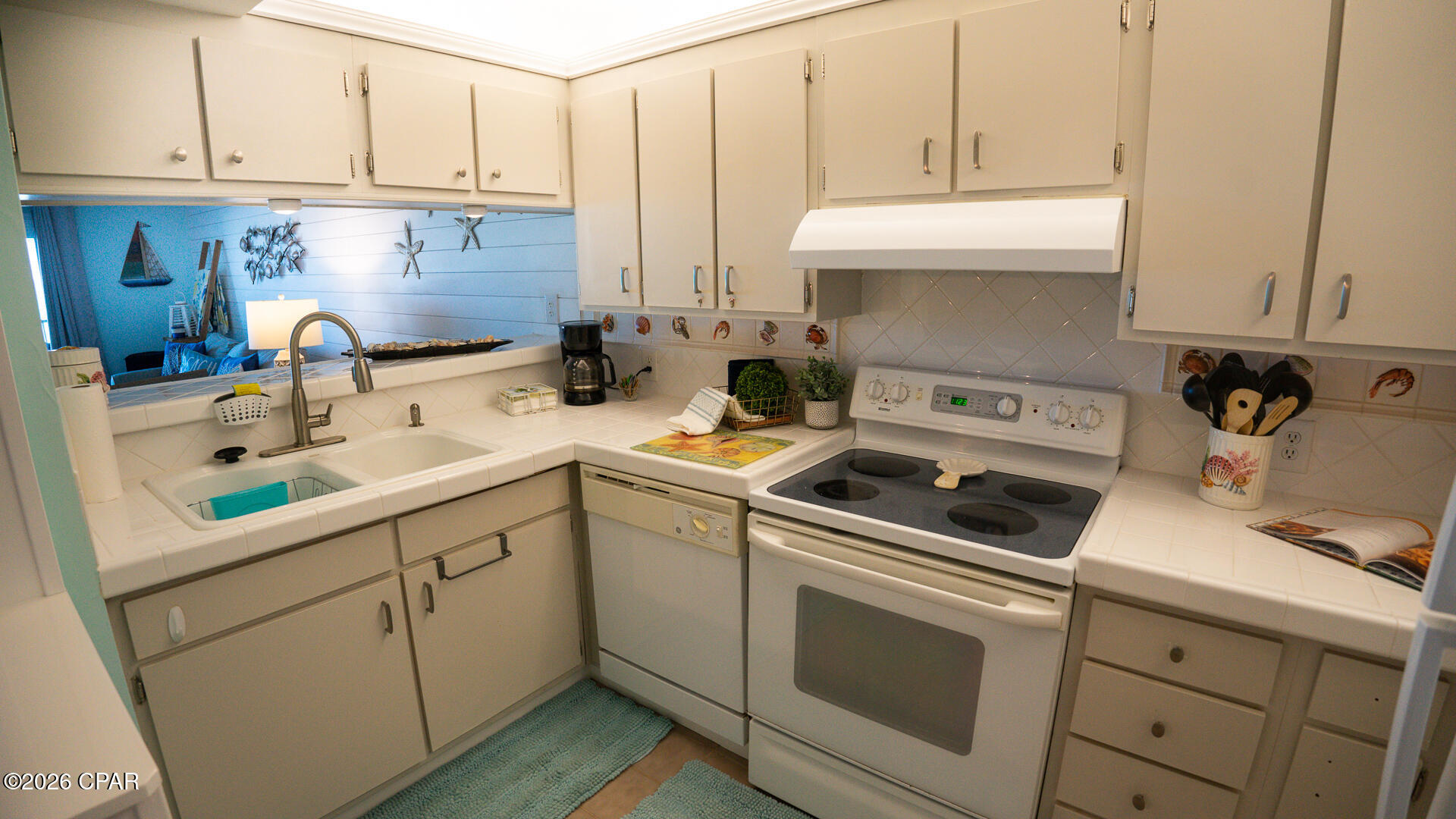 Image 13 For 6211 Thomas Drive 206