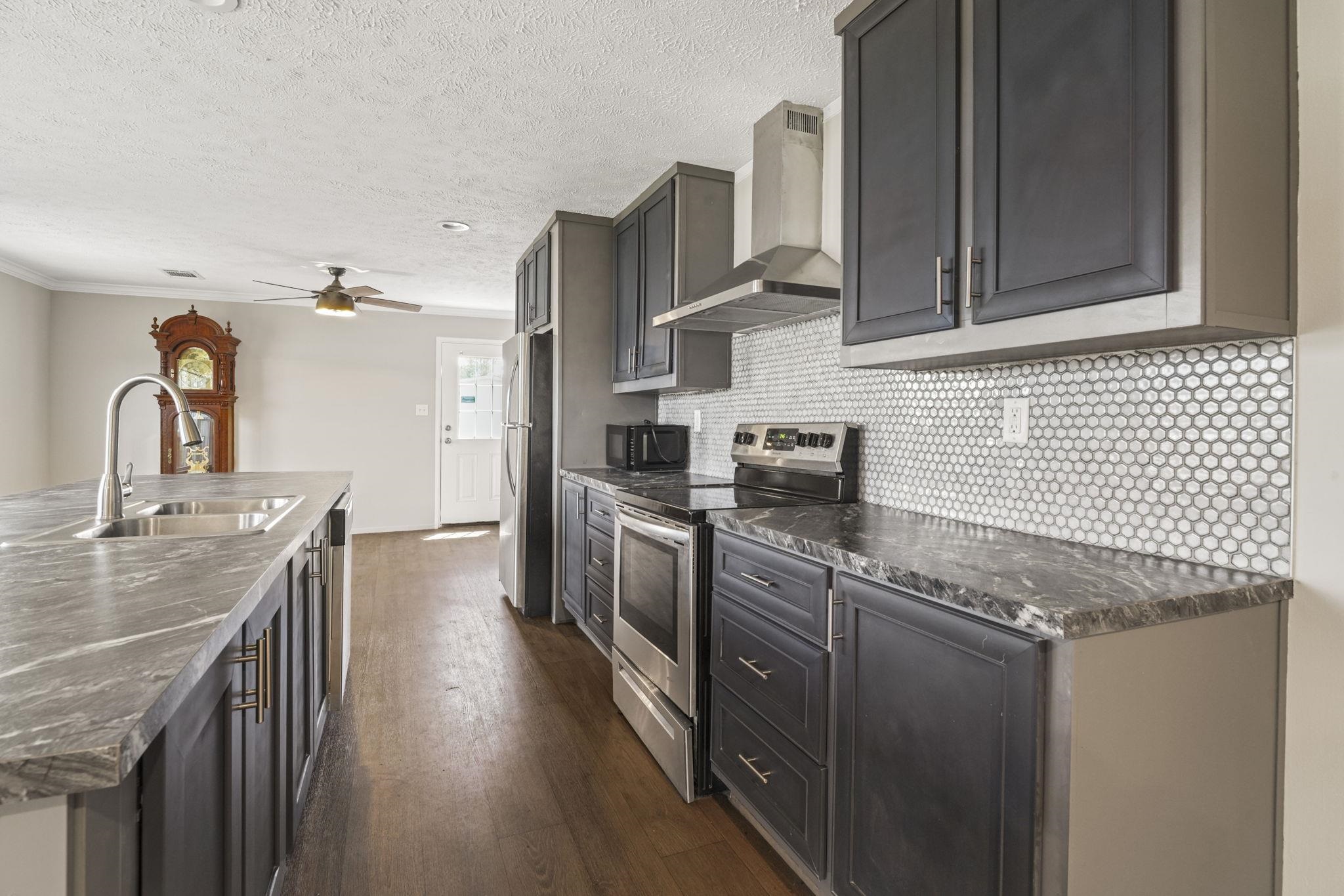 4th image of 3288 Marshland Rd, Aynor, SC 29511 | MLS# 2610081