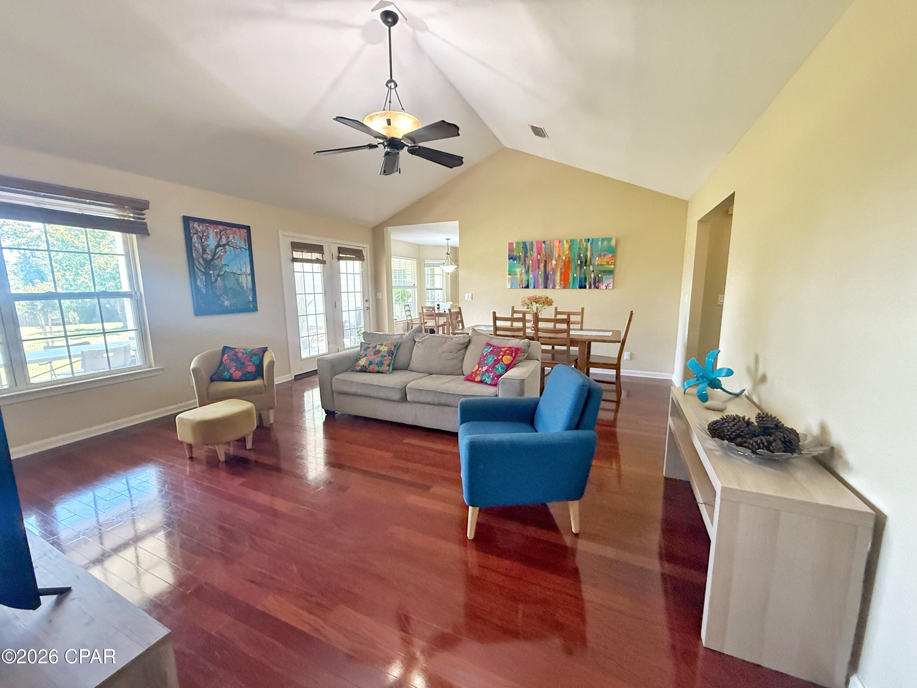 Image 11 For 4629 Hillcrest Drive