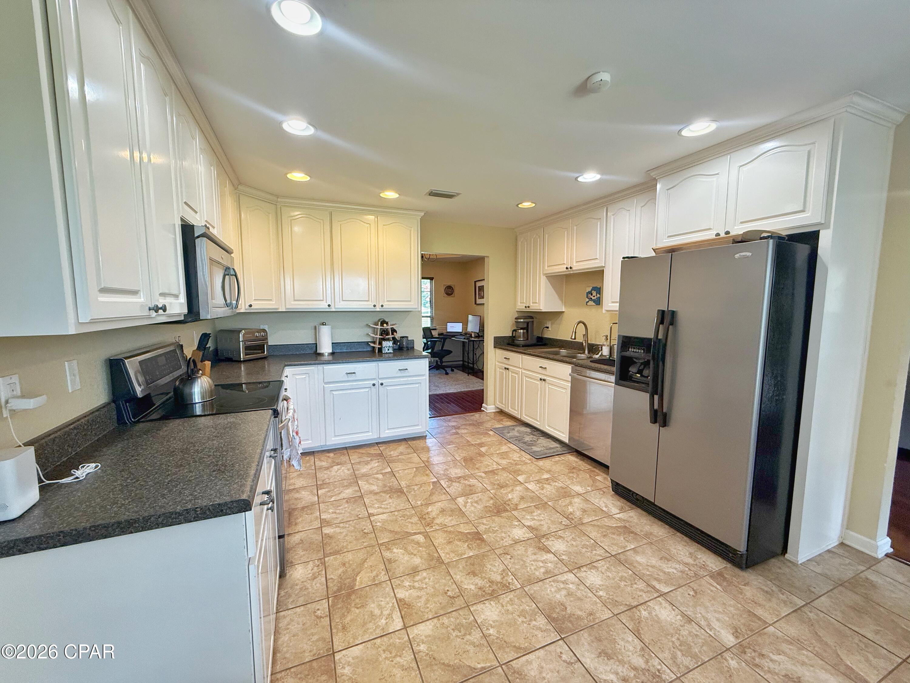 Image 12 For 4629 Hillcrest Drive