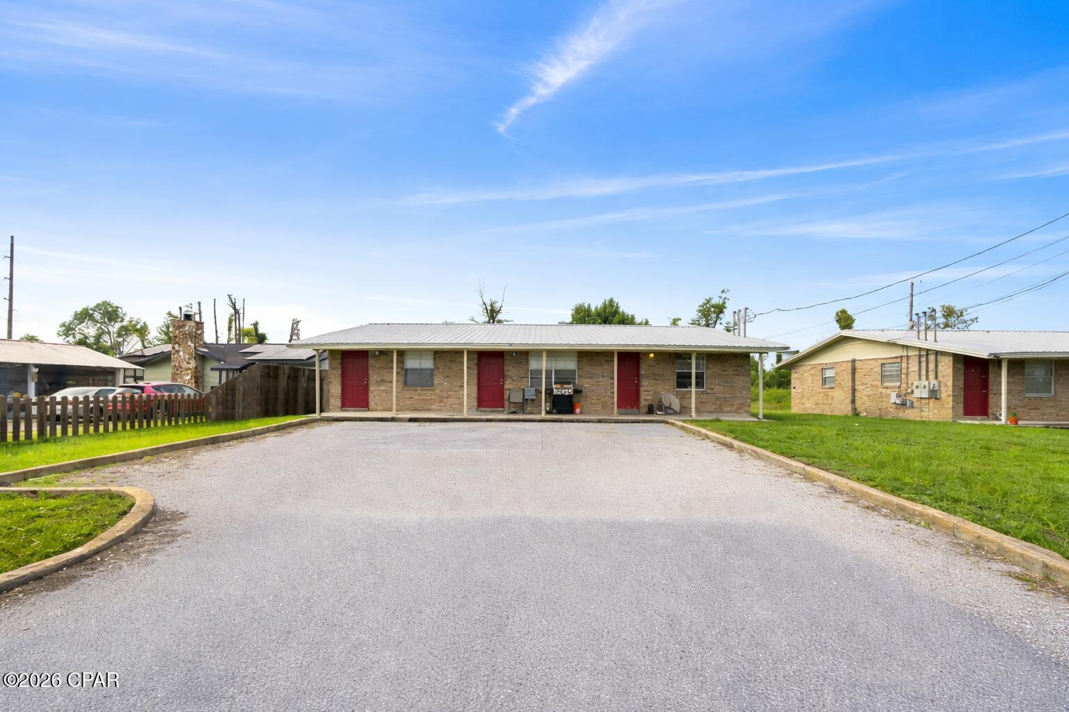 Listing photo id 1 for 6521 Chipewa Street A, B, C