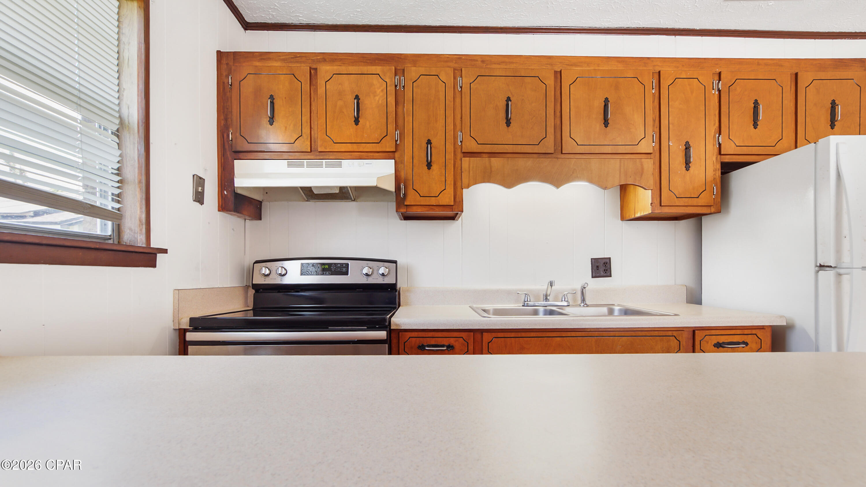 Listing photo id 12 for 6521 Chipewa Street A, B, C