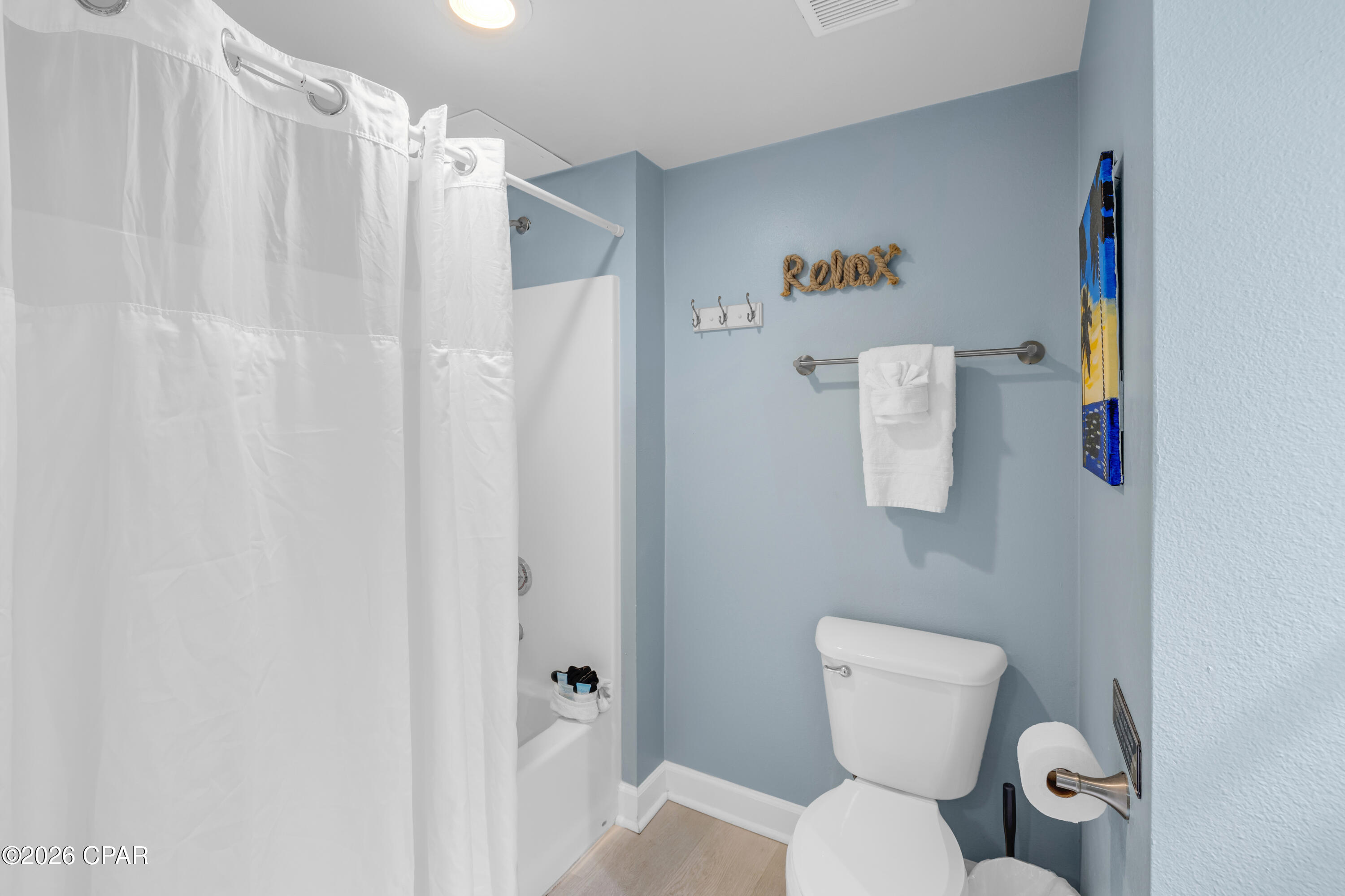 Image 8 For 9900 Thomas Drive 330