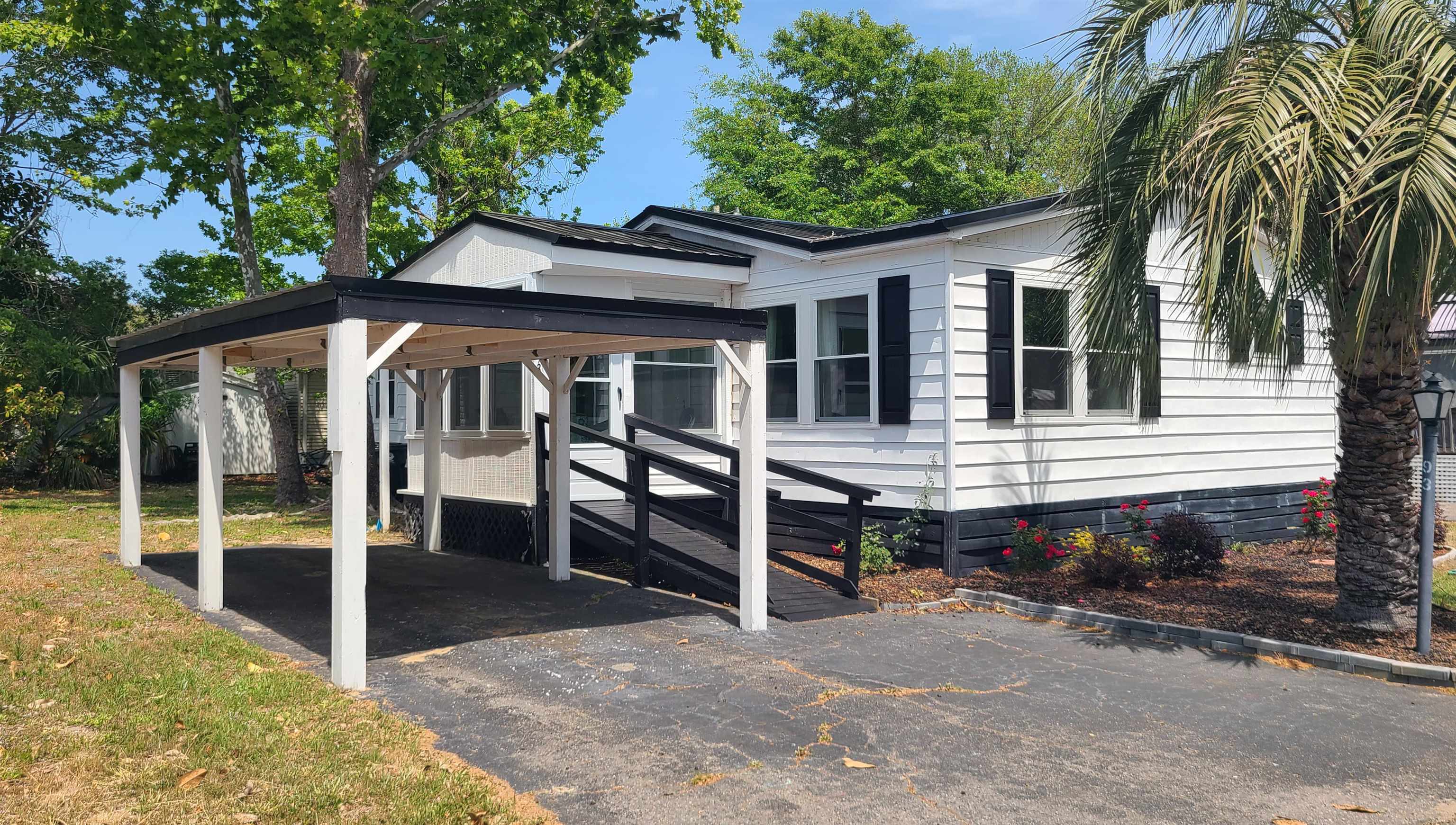 93 Burr Circle Murrells Inlet, SC 29576