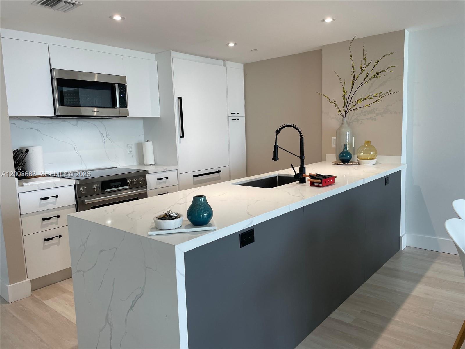 50 Biscayne Condo