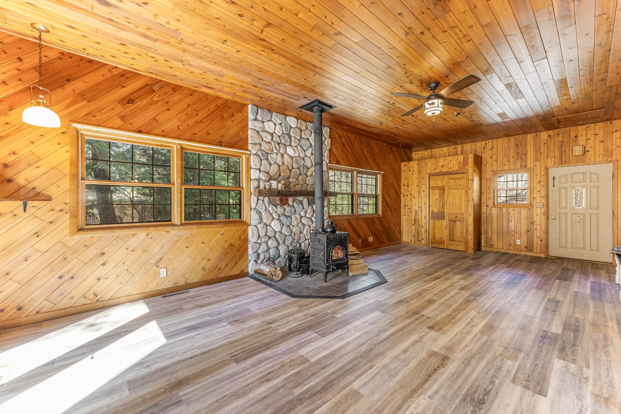 Deer Lake Property 6844 Bengs Rd Photo 7