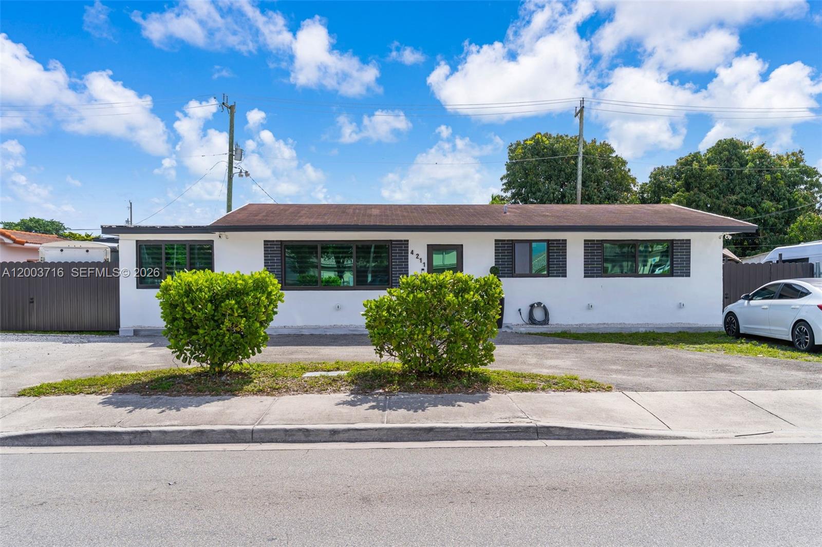 Hialeah Estates