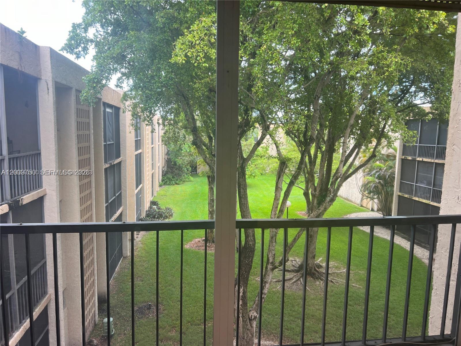 Kendall Acres West Condo