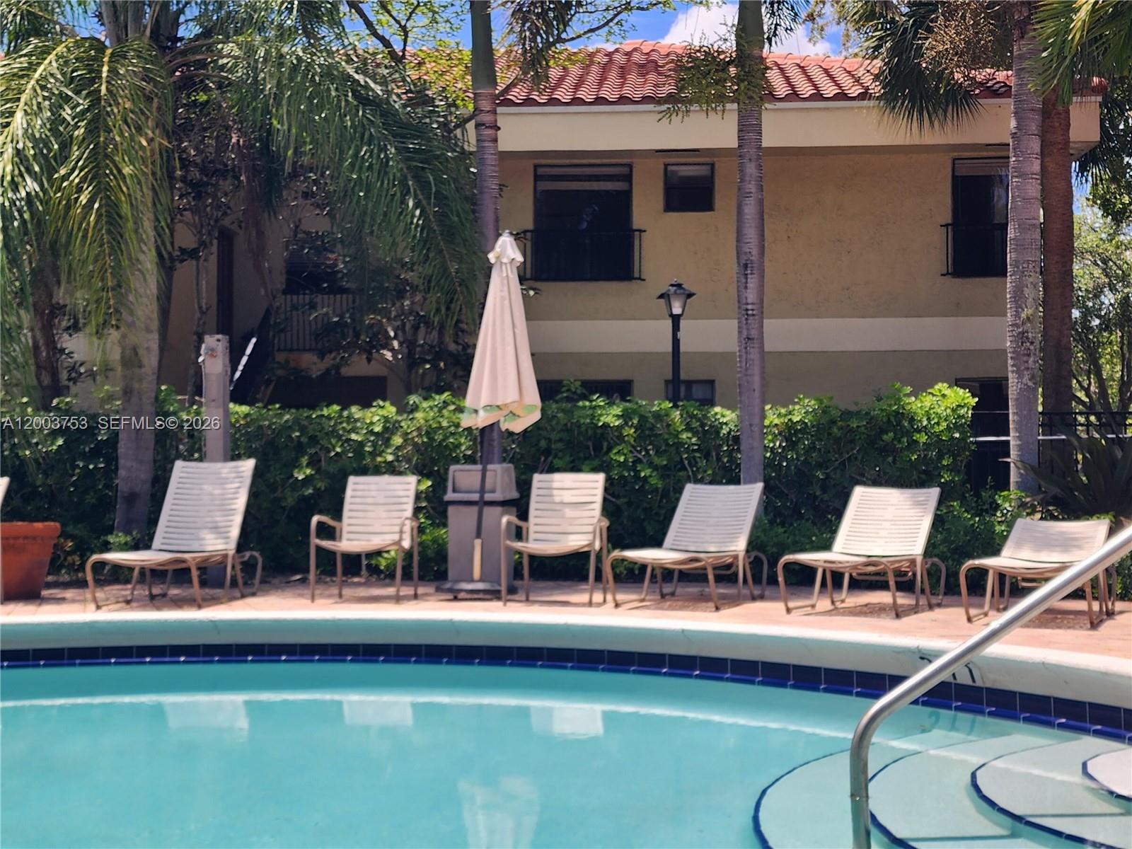 Centerpointe Condo