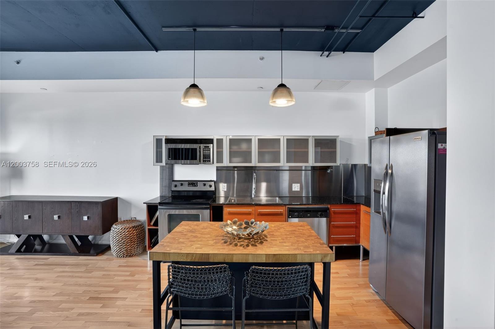 Neo Condo