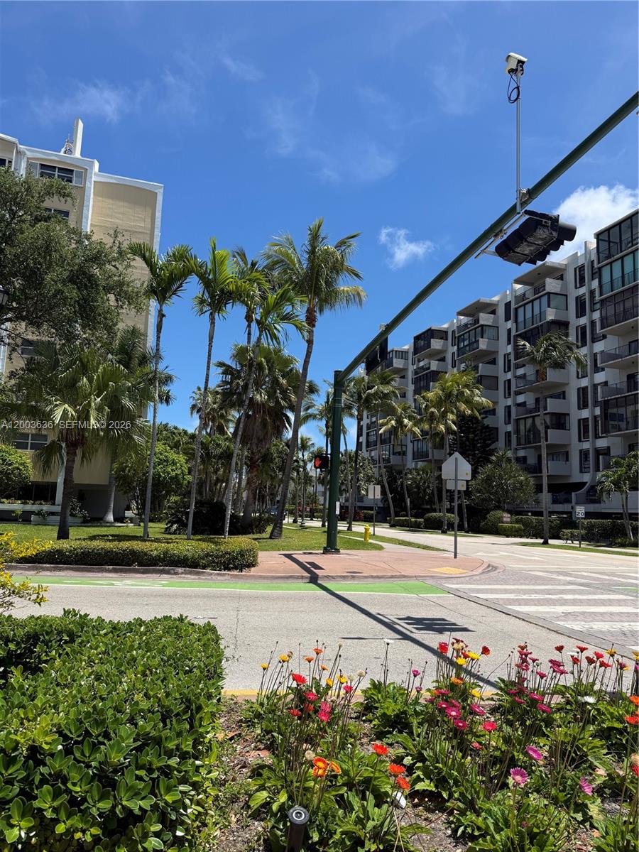 Galen Drive West Condomin