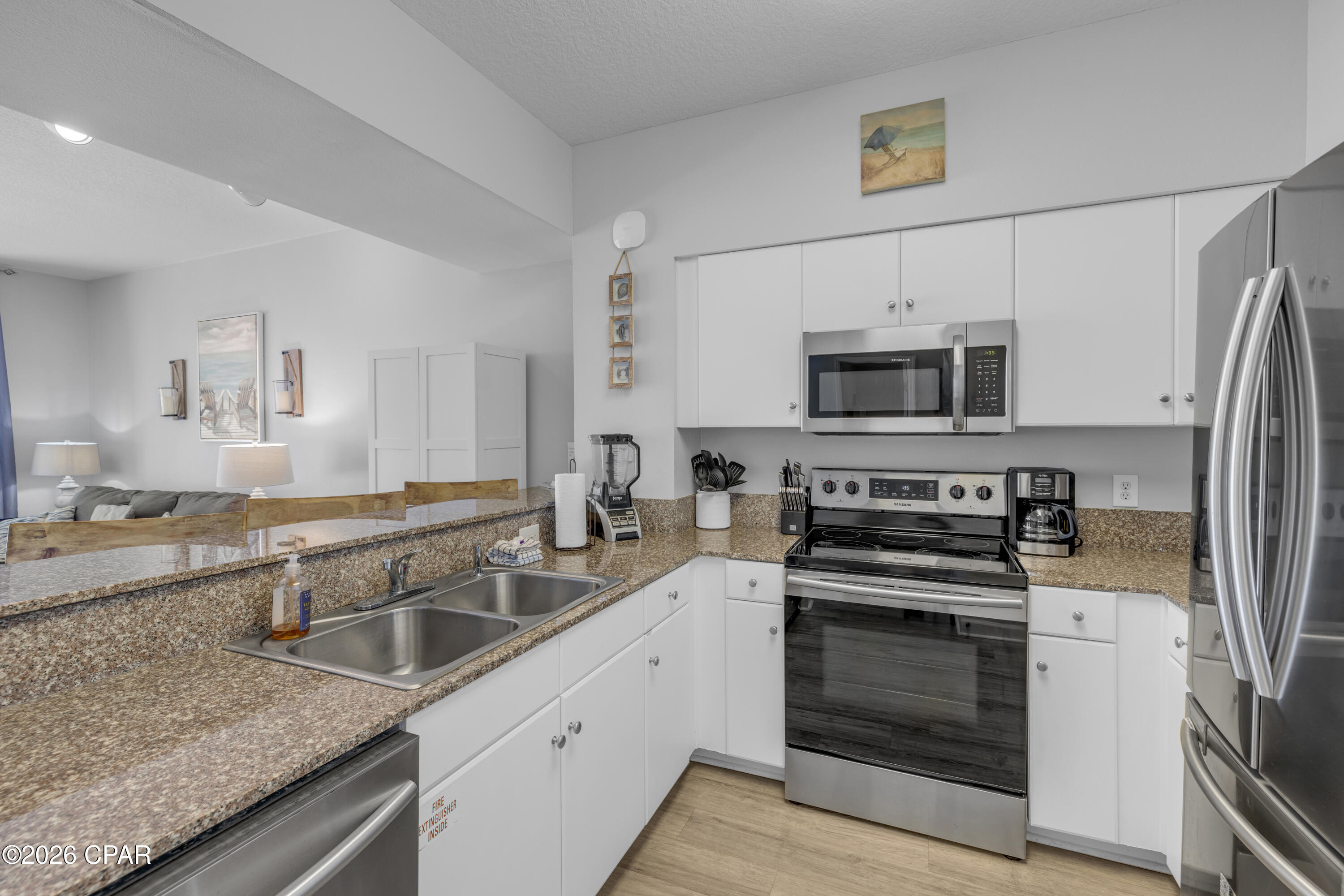 Image 7 For 9900 Thomas Drive 1013
