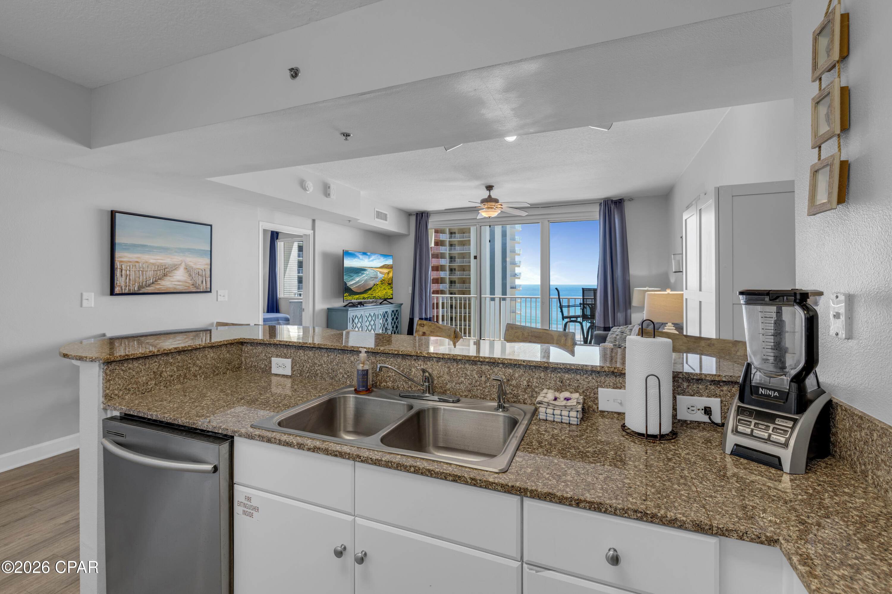 Image 9 For 9900 Thomas Drive 1013