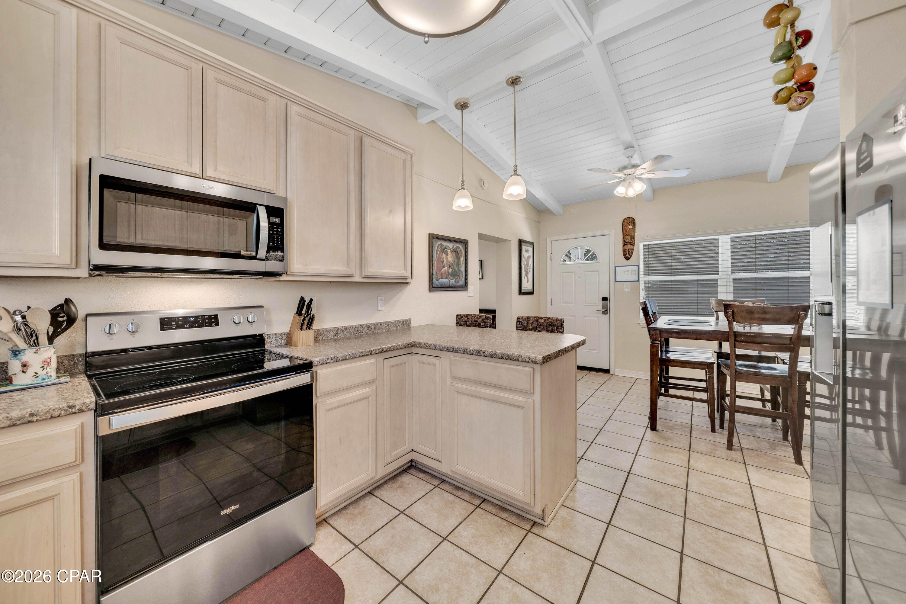 Image 13 For 120 Christmas Tree Lane