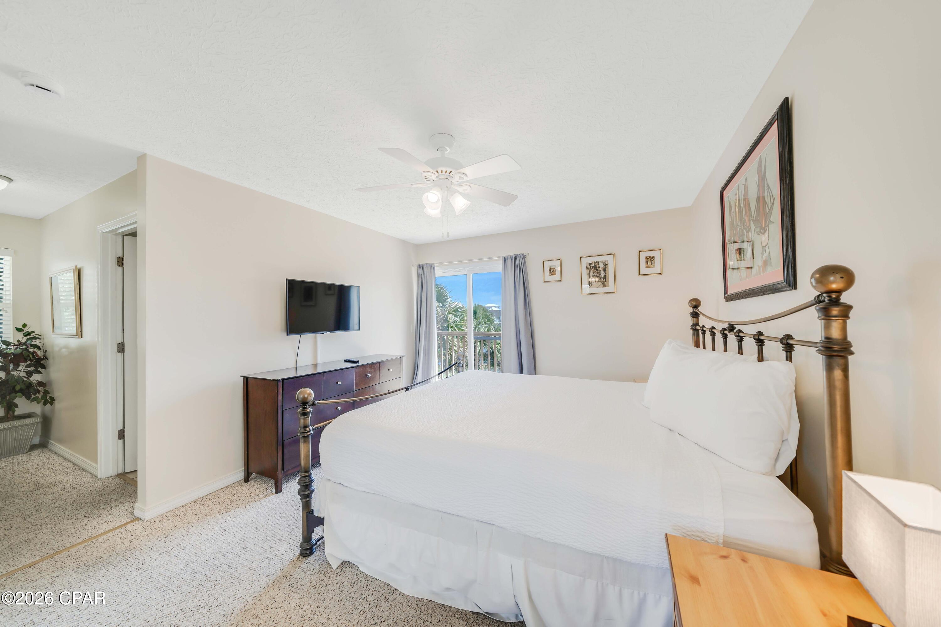 Image 23 For 120 Christmas Tree Lane