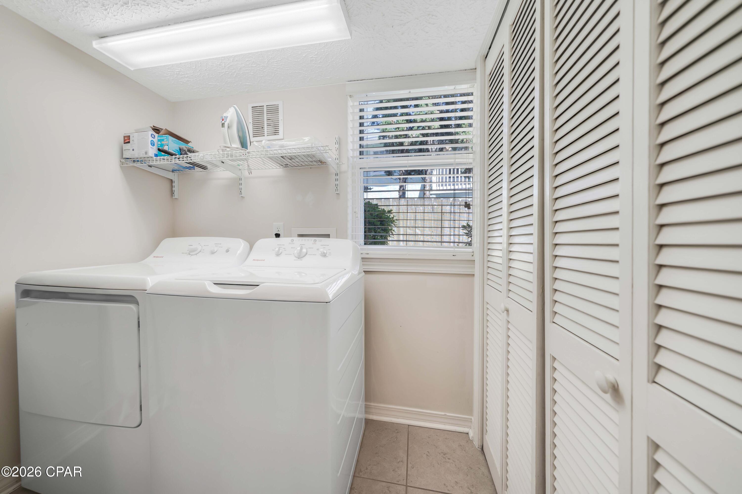 Image 38 For 120 Christmas Tree Lane