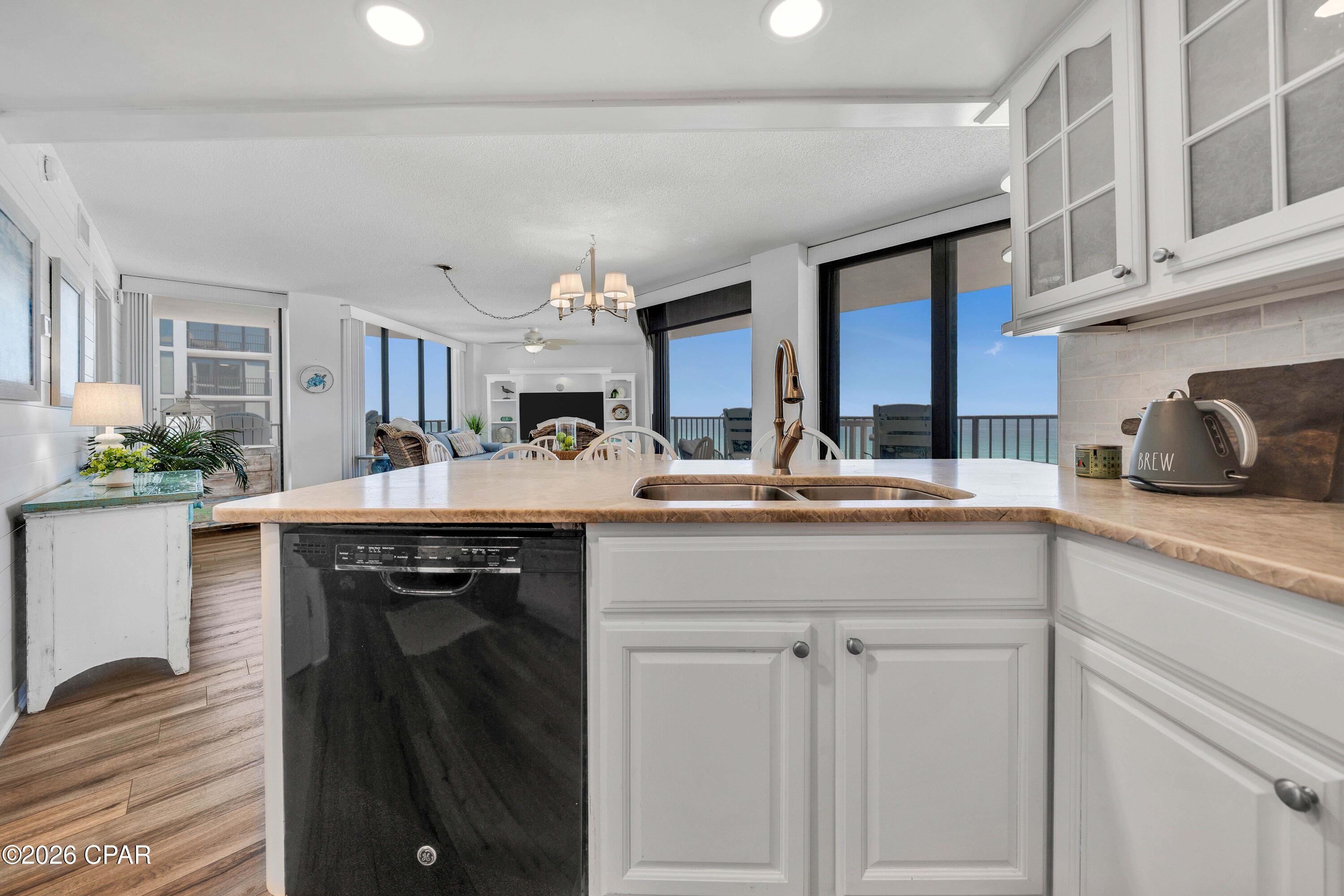 Image 21 For 17155 Front Beach Road 606w