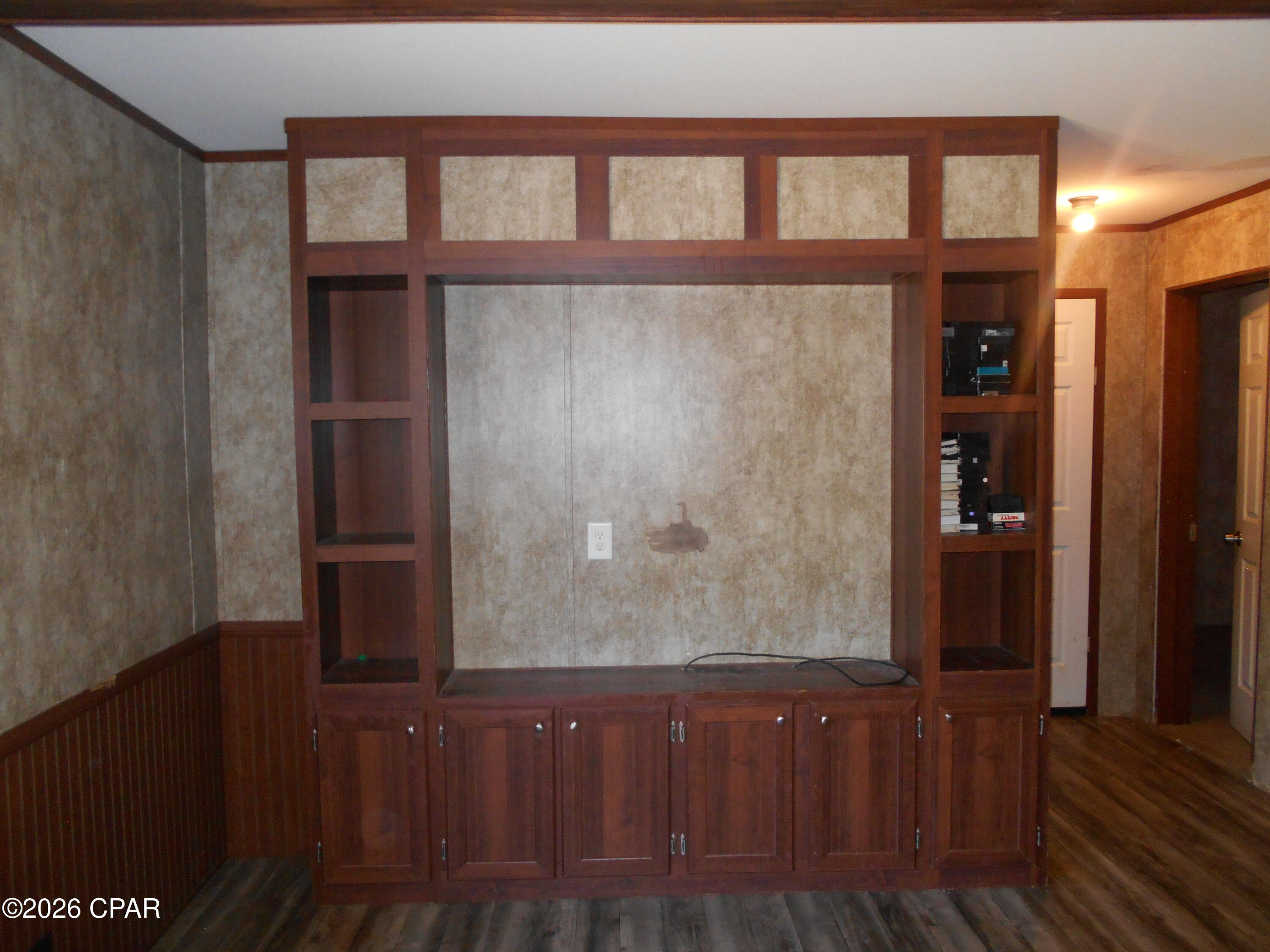 Image 12 For 1906 Kingslee Drive