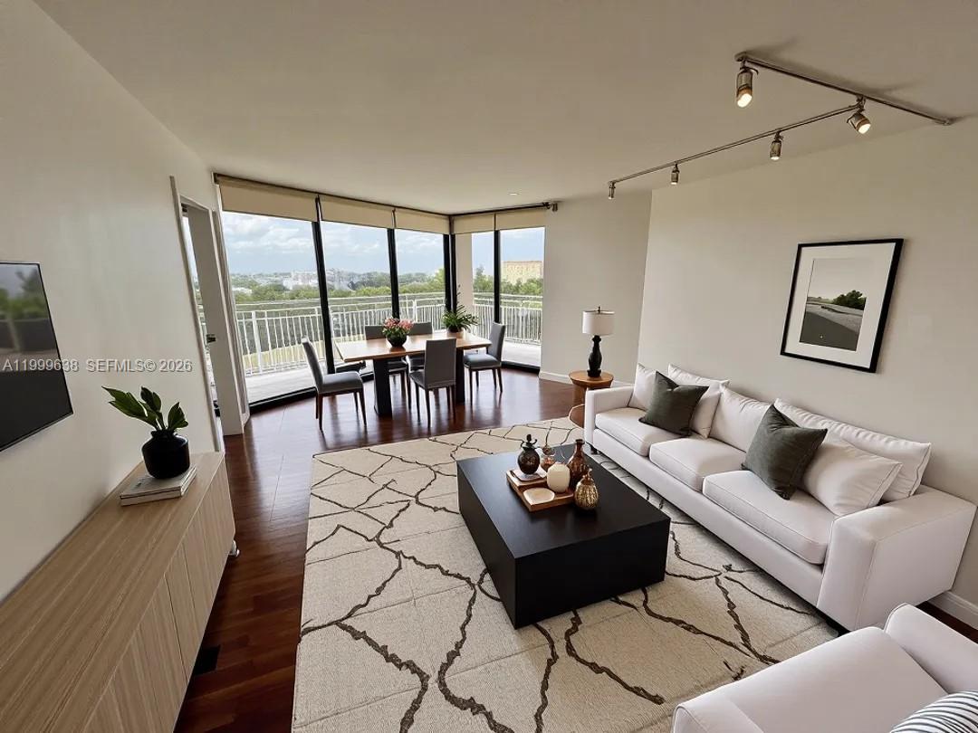 Towers Of Quayside Condo