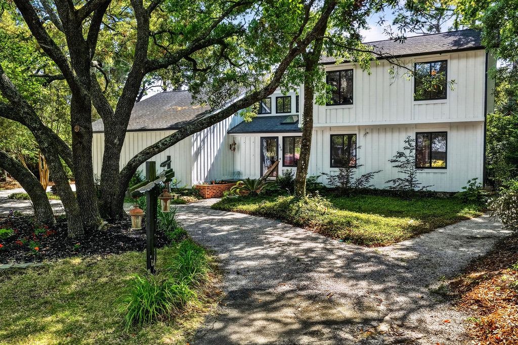 388 Linden Circle Pawleys Island, SC 29585