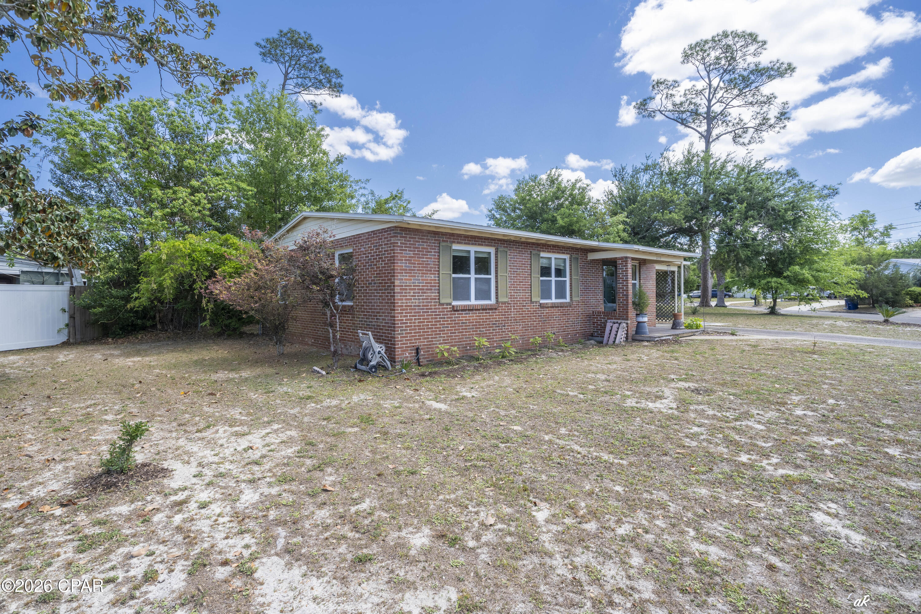 Image 17 For 2100 Norwood Drive