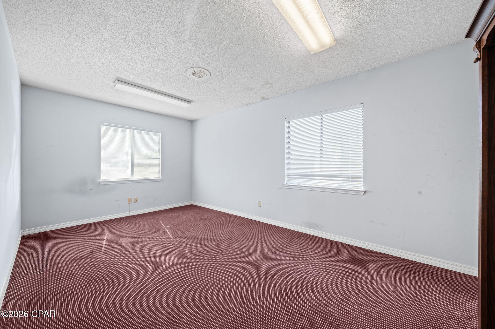 Image 17 For 800 Jenks Avenue