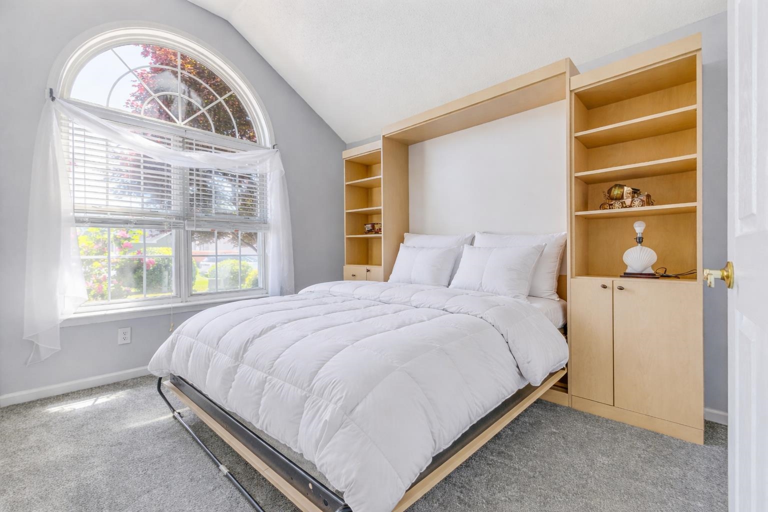 2610150 | Photo 33
