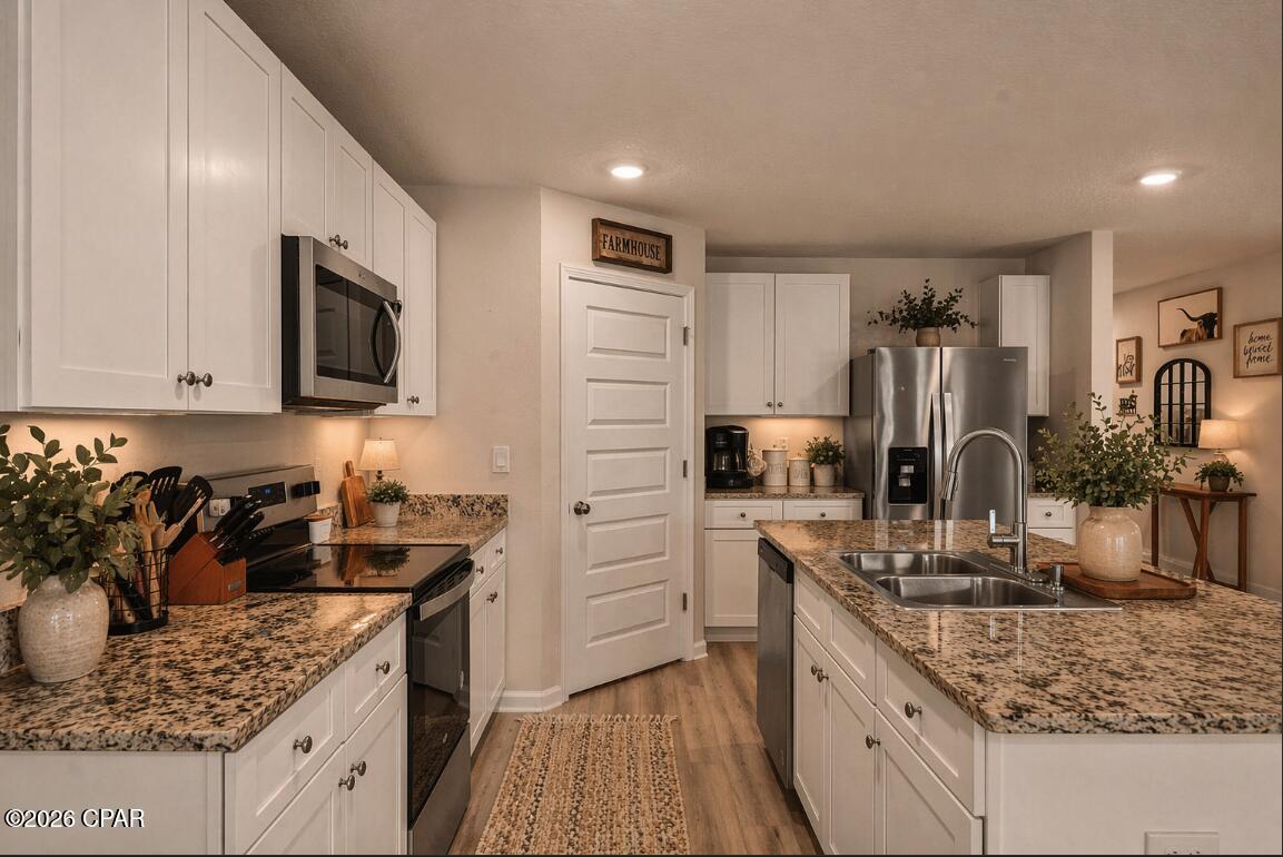 Image 12 For 7504 Delancey Street