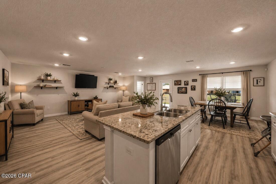 Image 13 For 7504 Delancey Street