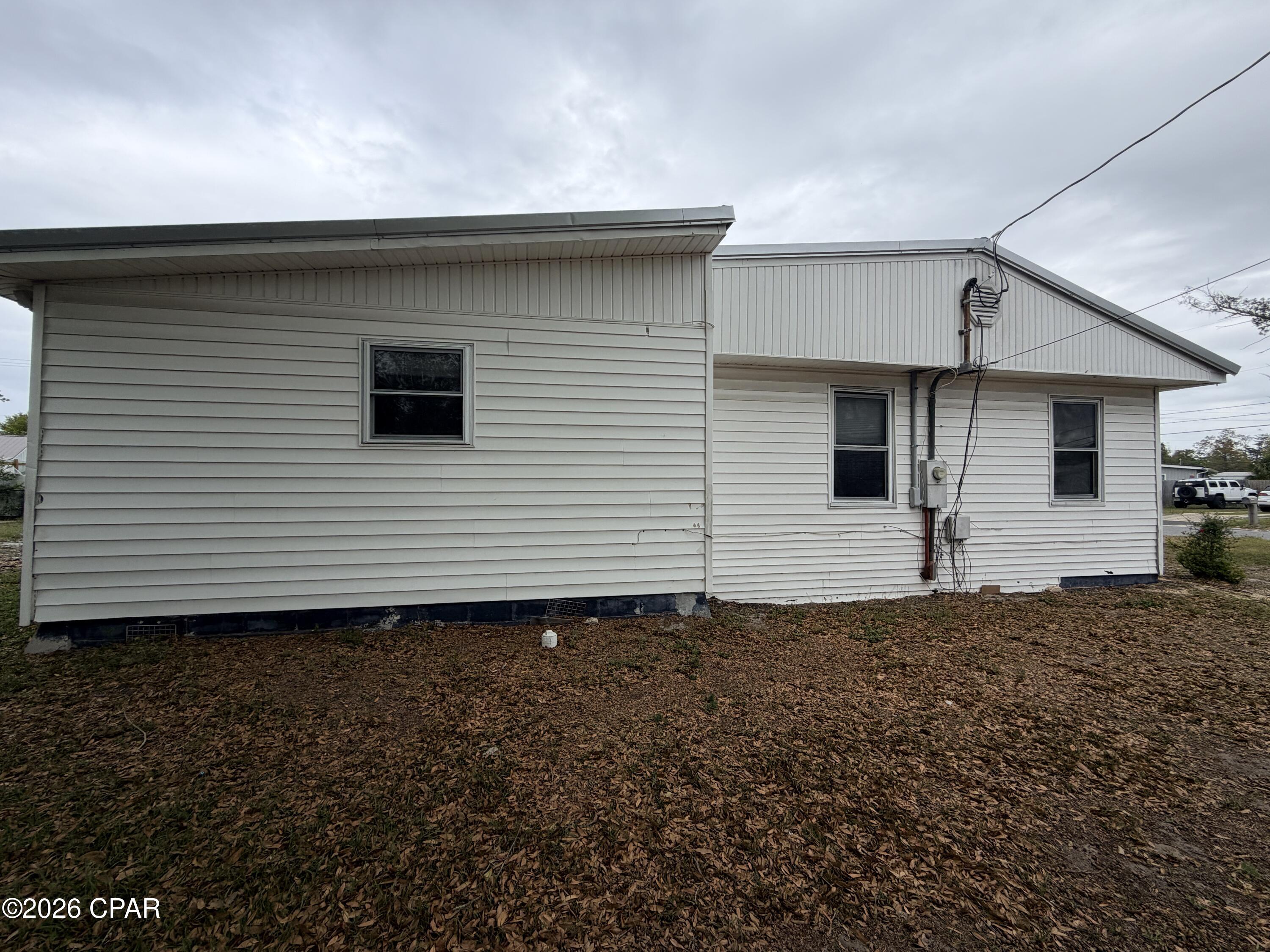 Image 12 For 1613 Arthur Avenue