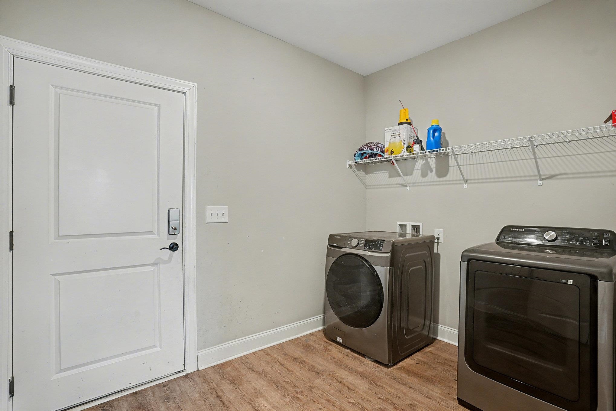2610171 | Photo 21