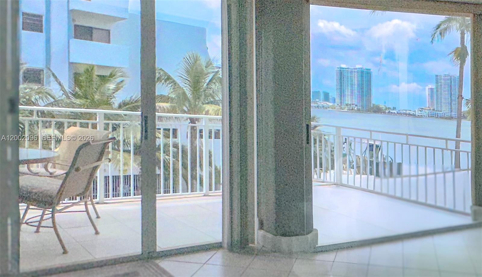 Le Montcalm Condo