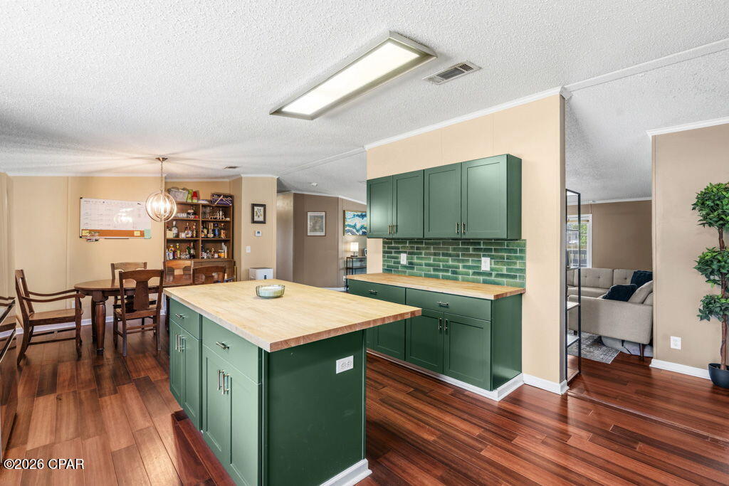 Image 10 For 530 Elm Way 