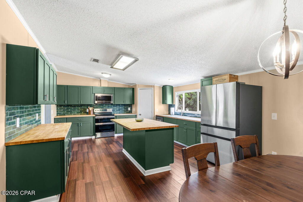 Image 9 For 530 Elm Way 
