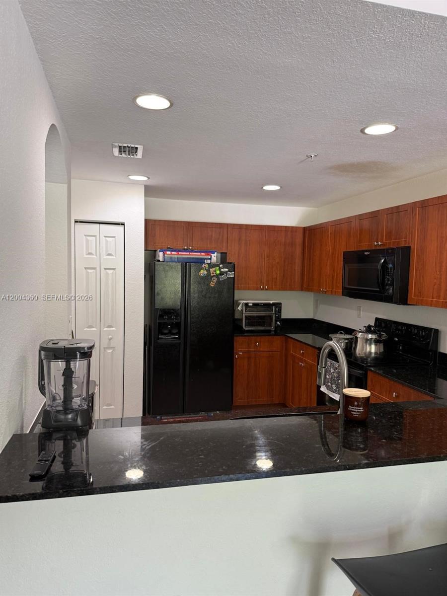 Coronado At Doral I Condo