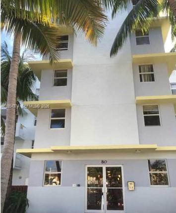 Coral Bay Club Condo