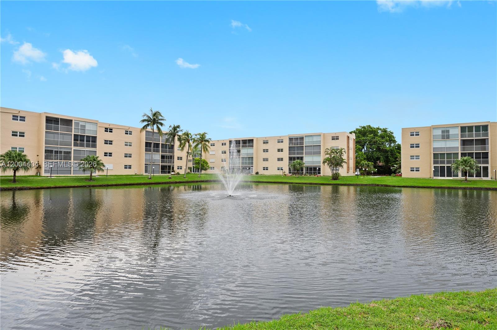 Homes for sale in Dania Beach, FL | 424 Se 10th St #104, Dania Beach, FL 33004 | MLS# A12004404