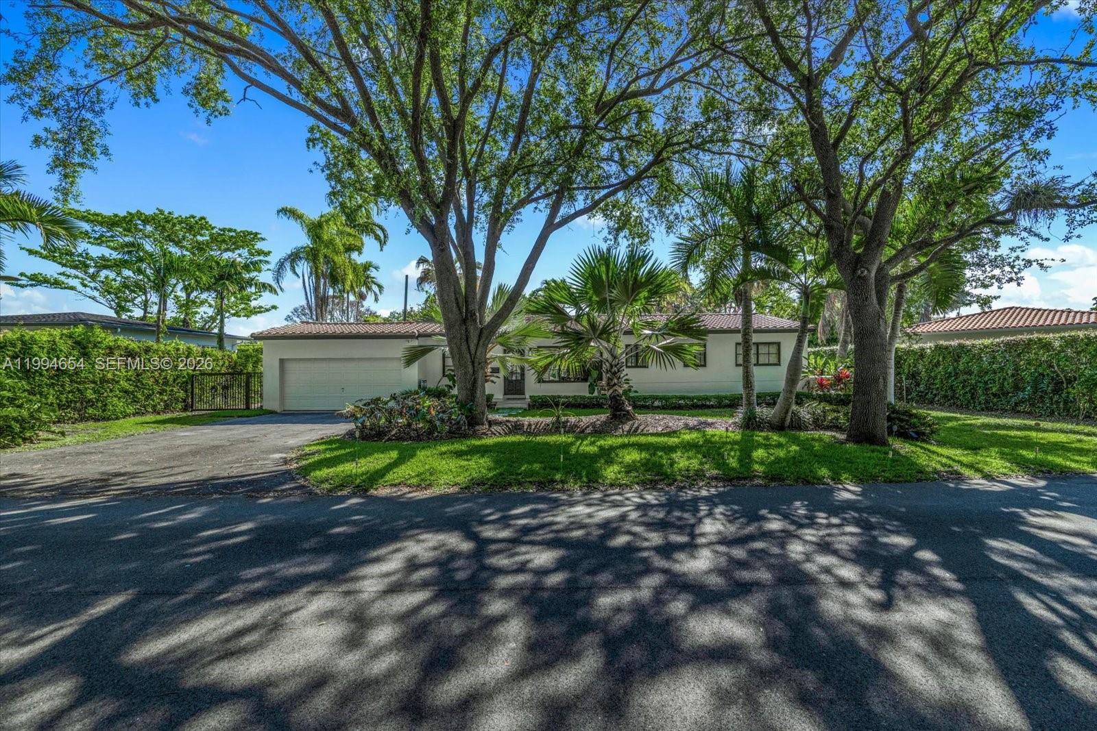 Homes for sale in South Miami, FL | 5943 65th Ave, South Miami, FL 33143 | MLS# A11994654