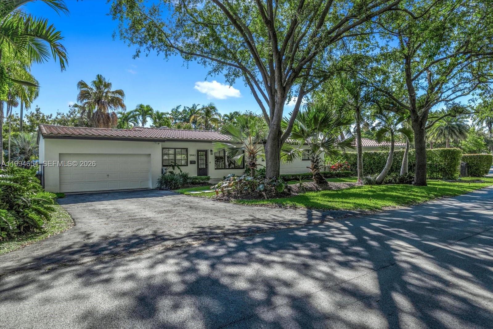 Homes for sale in South Miami, FL | 5943 65th Ave, South Miami, FL 33143 | MLS# A11994654