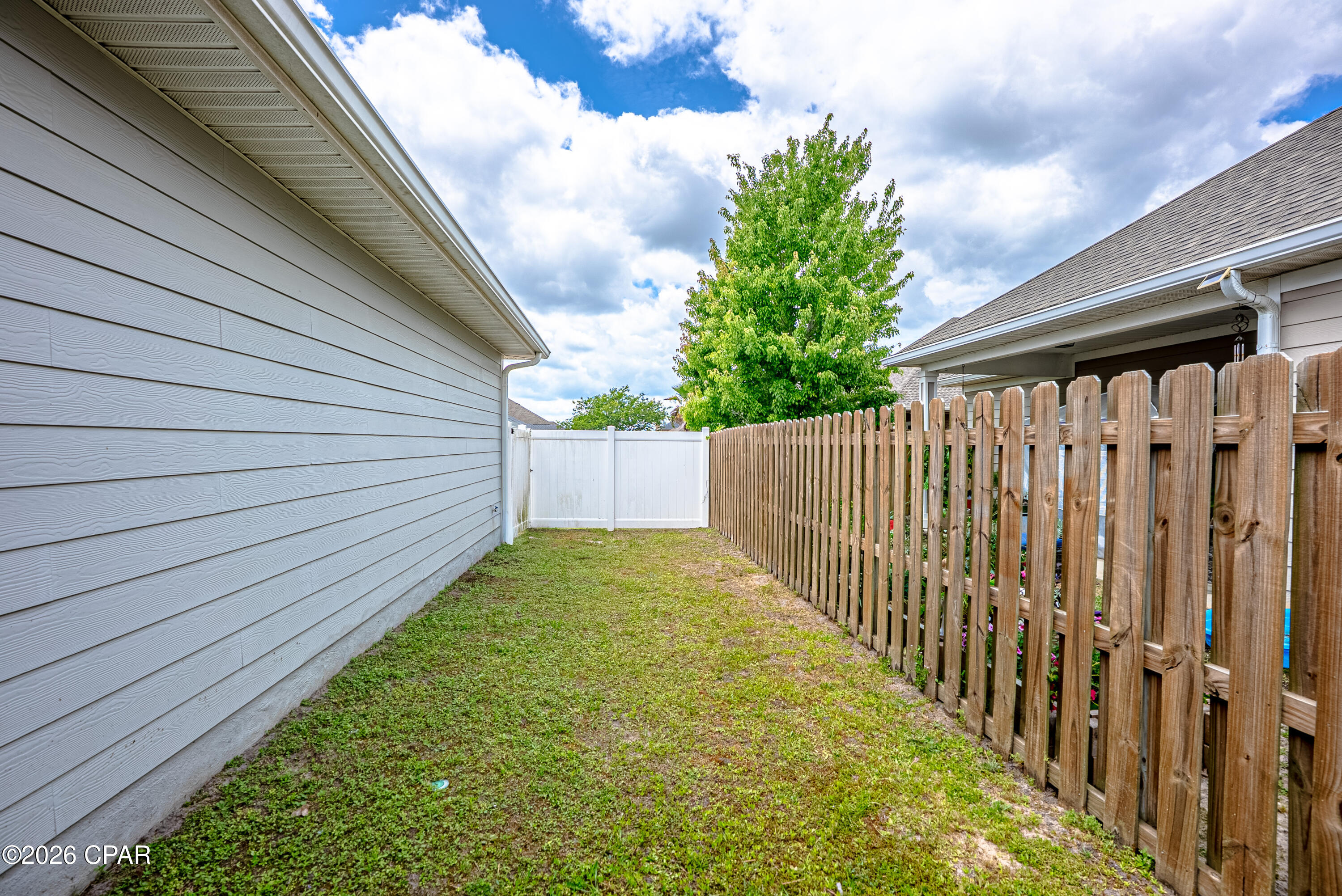 Image 34 For 103 Blue Heron Lane