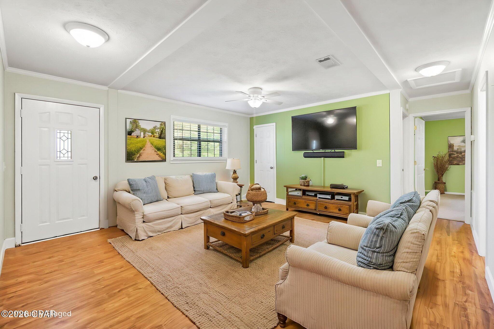 Image 3 For 720 Candy Kitchen Road