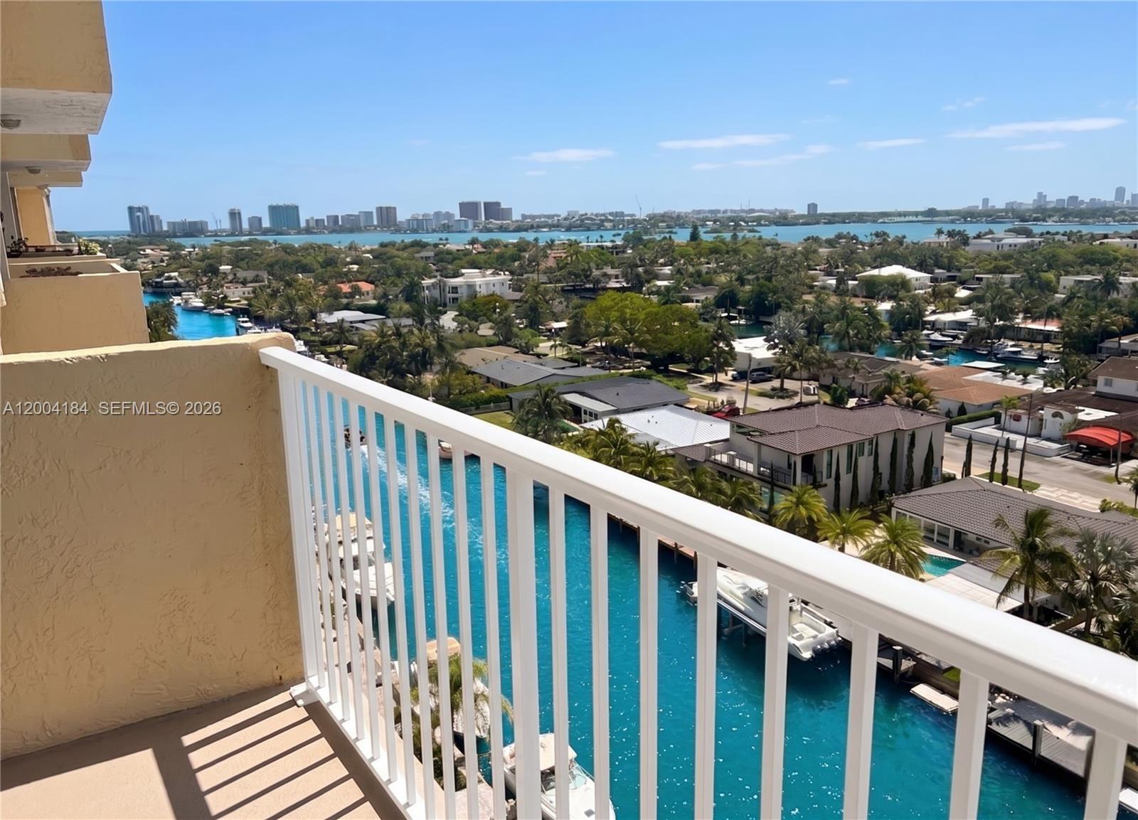 Vecino Del Mar Condo