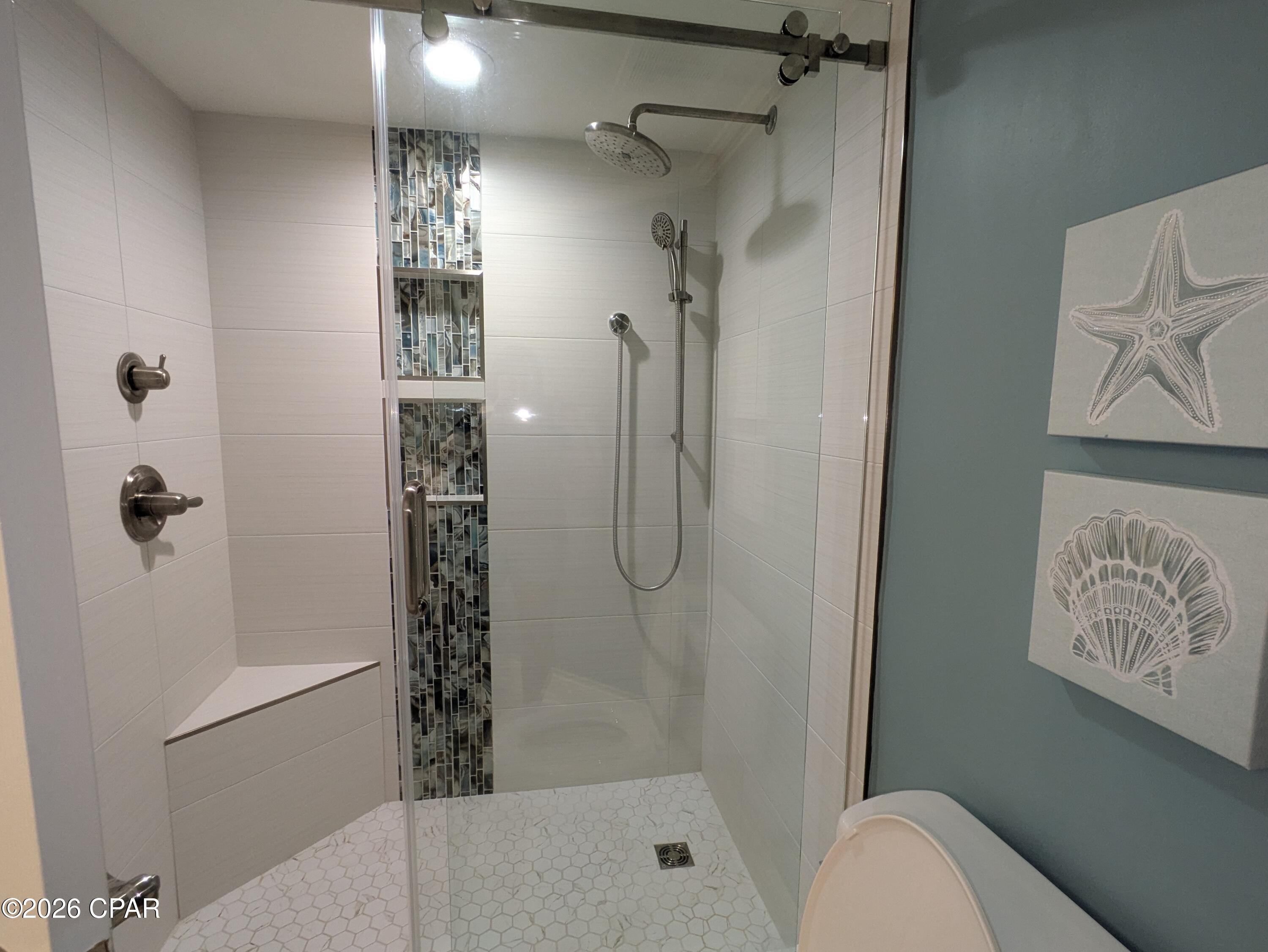 Image 16 For 7205 Thomas Drive E601