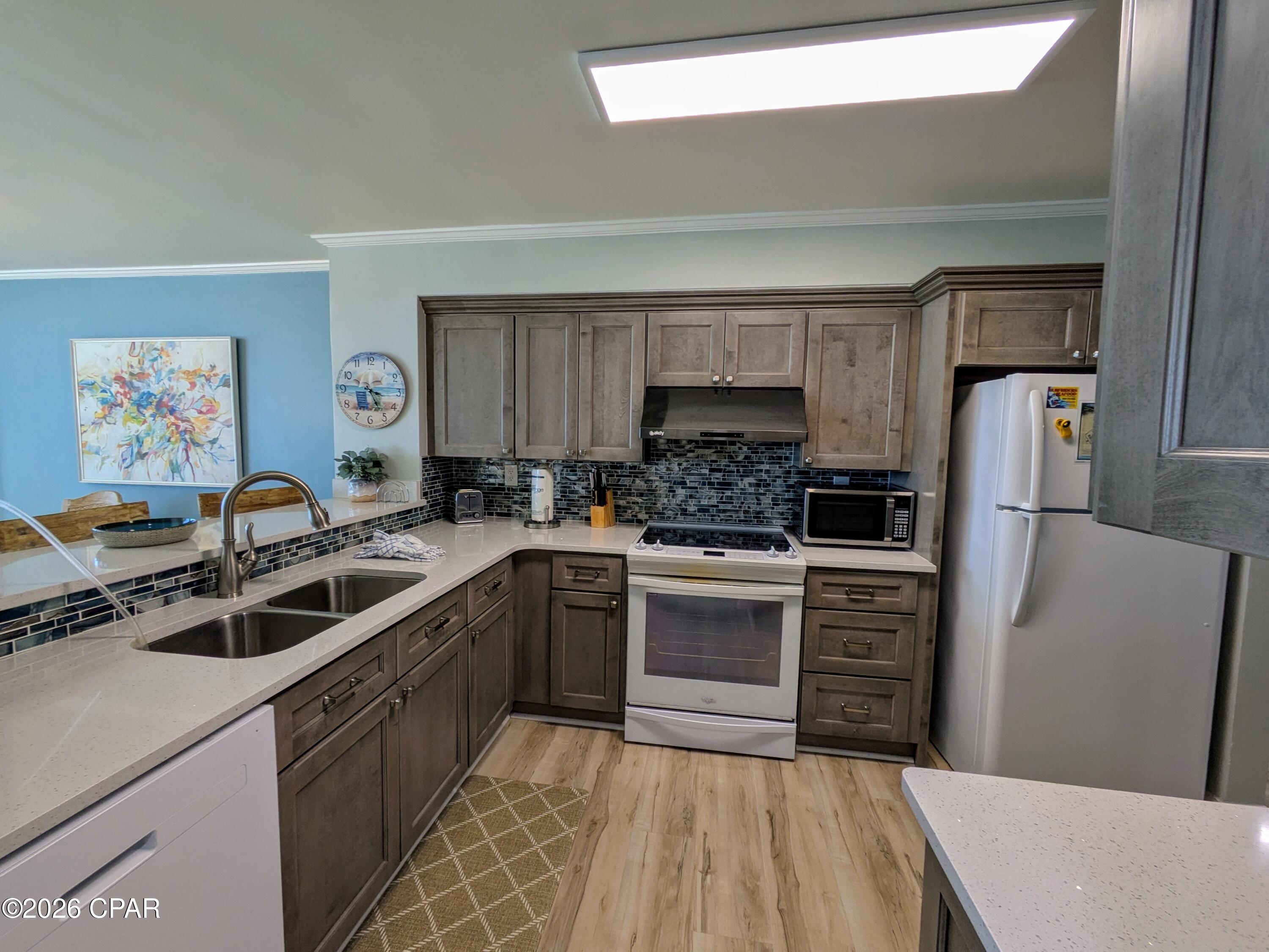 Image 2 For 7205 Thomas Drive E601