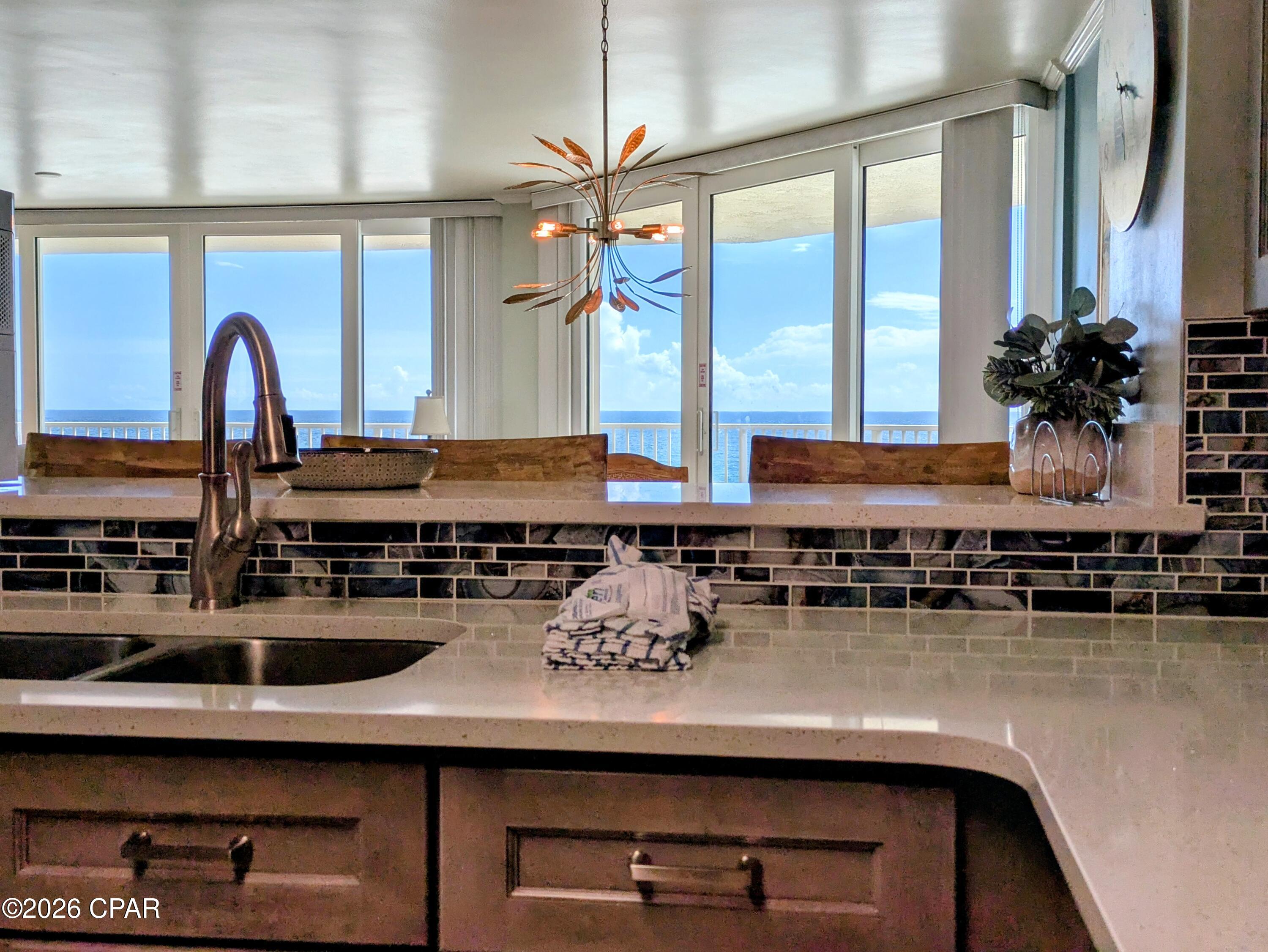 Image 4 For 7205 Thomas Drive E601