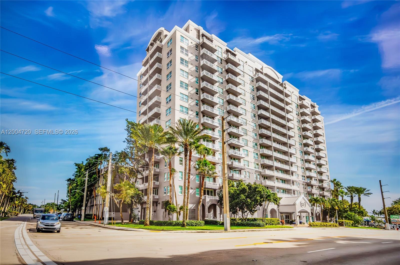 Da Vinci On Douglas Condo