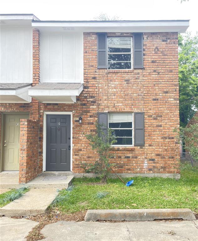 1860 S Tallowood Drive D