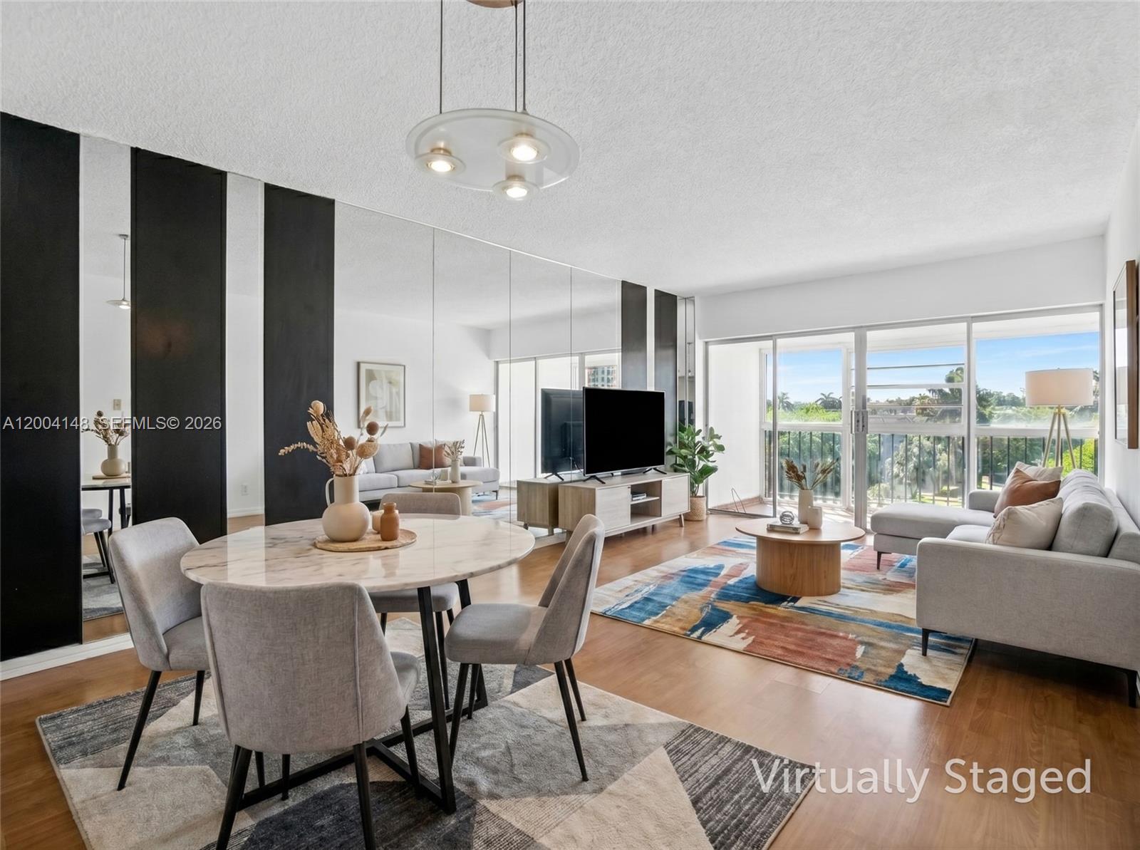 Fernwoods Condo No 1