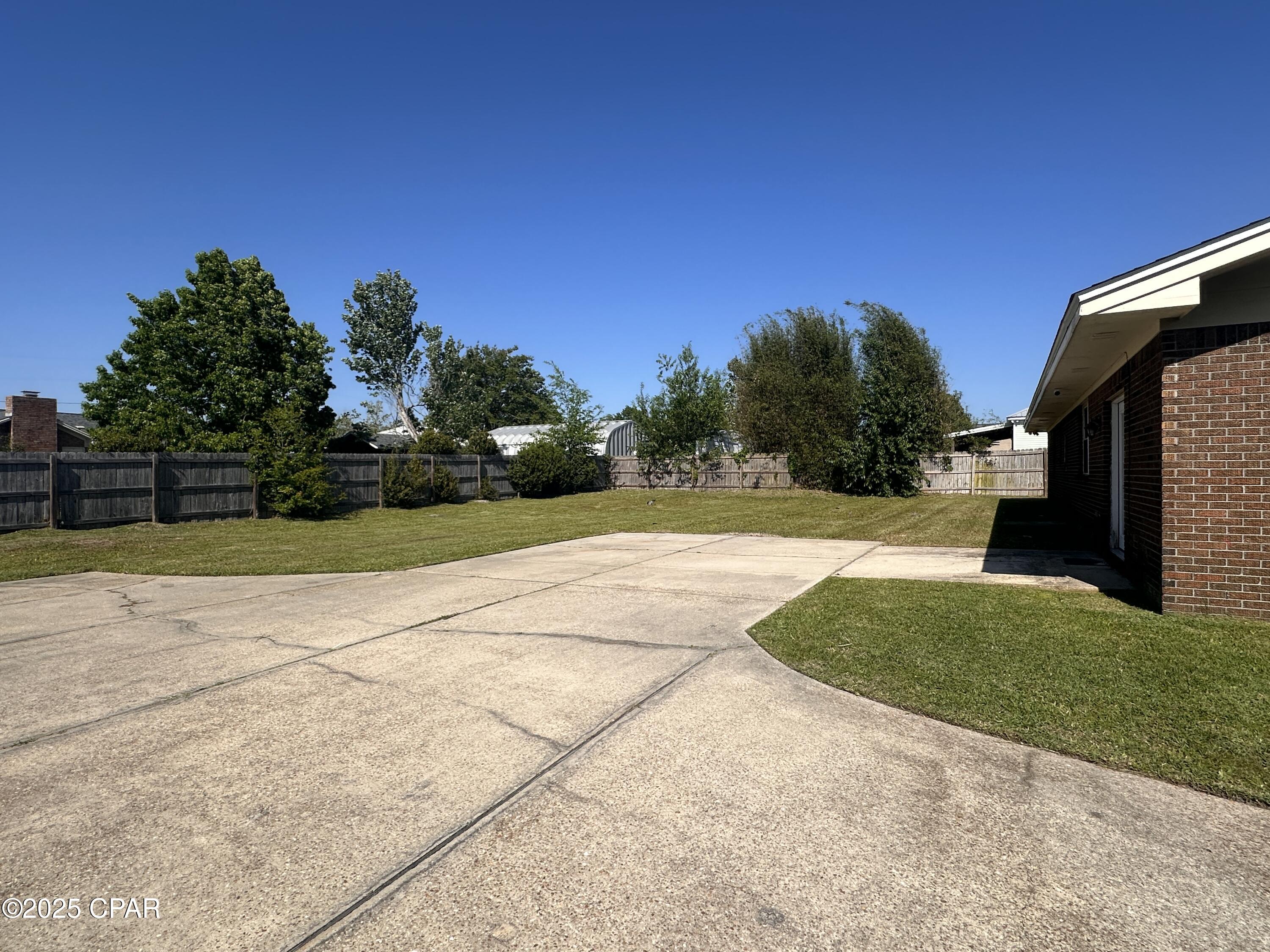 Image 4 For 618 Gabriel Street